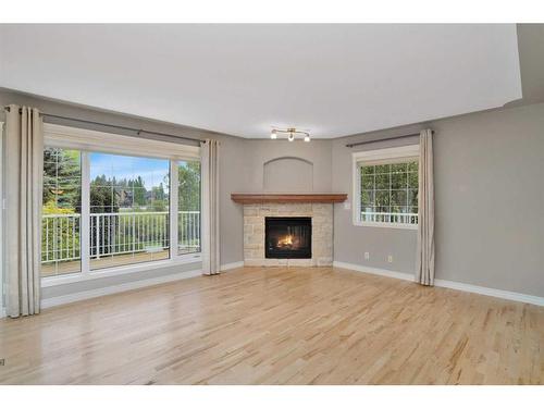 35 Weddell Crescent, Red Deer, AB - Indoor Photo Showing Living Room With Fireplace