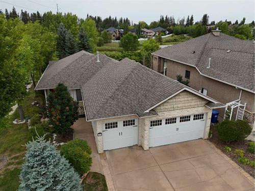 35 Weddell Crescent, Red Deer, AB - Outdoor