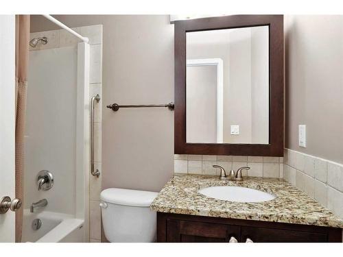 35 Weddell Crescent, Red Deer, AB - Indoor Photo Showing Bathroom