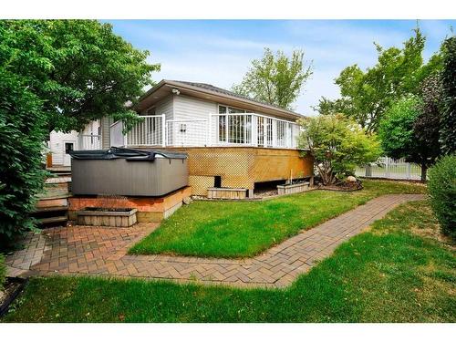 35 Weddell Crescent, Red Deer, AB - Outdoor