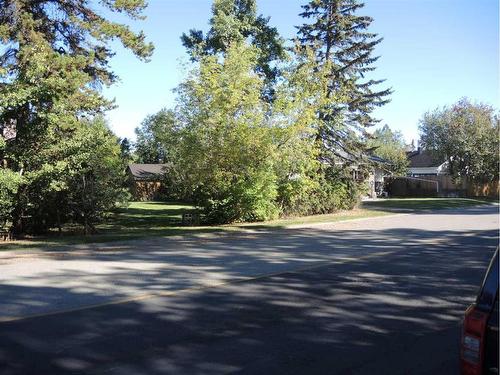 5116 50 Avenue, Sylvan Lake, AB 