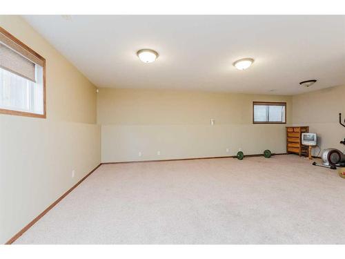 518 Lancaster Drive, Red Deer, AB - Indoor Photo Showing Other Room