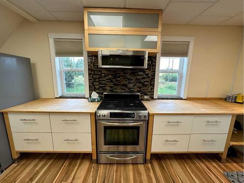 60049 Township Road 36-2, Rural Clearwater County, AB - Indoor Photo Showing Kitchen