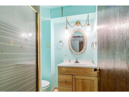 4221 33 Street, Red Deer, AB - Indoor Photo Showing Bathroom