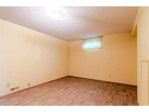 4221 33 Street, Red Deer, AB - Indoor Photo Showing Other Room