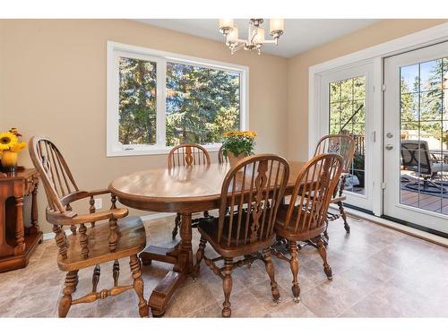 209-27475 Township Road 380, Rural Red Deer County, AB - Indoor Photo Showing Dining Room