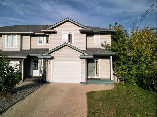 5015 48 Street, Sylvan Lake, AB - Outdoor