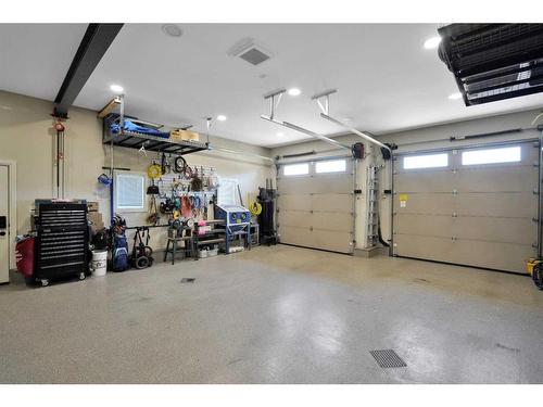 8 Sweetgrass Place, Sylvan Lake, AB - Indoor Photo Showing Garage