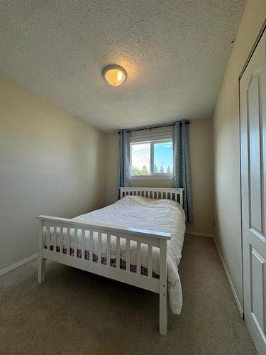 4309 75 Street, Camrose, AB - Indoor Photo Showing Bedroom