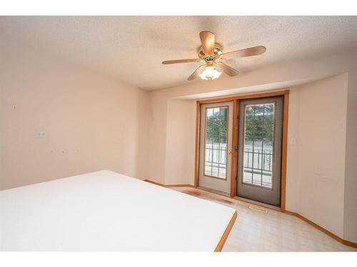 88 Dunham Close, Red Deer, AB - Indoor Photo Showing Other Room