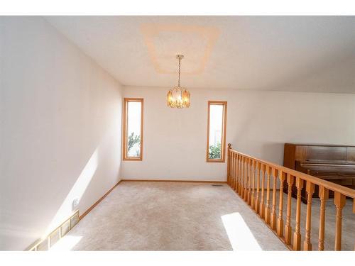 88 Dunham Close, Red Deer, AB - Indoor Photo Showing Other Room