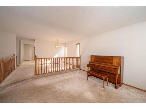 88 Dunham Close, Red Deer, AB - Indoor Photo Showing Other Room