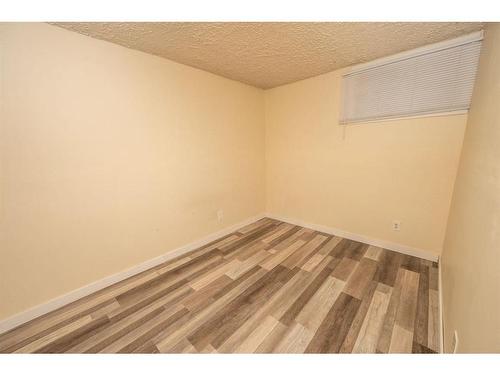 46 Grant Street, Red Deer, AB - Indoor Photo Showing Other Room