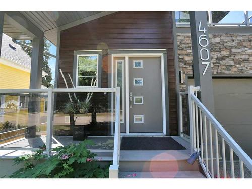 4607 45 Street, Red Deer, AB - Outdoor With Exterior