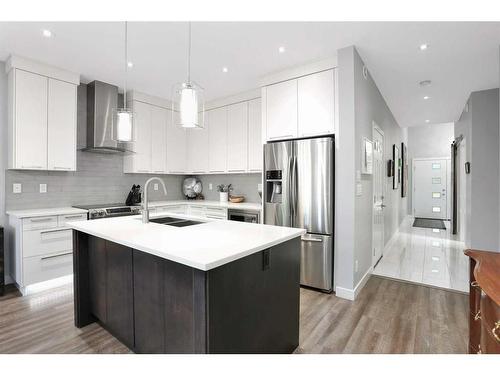 4607 45 Street, Red Deer, AB - Indoor Photo Showing Kitchen With Double Sink With Upgraded Kitchen