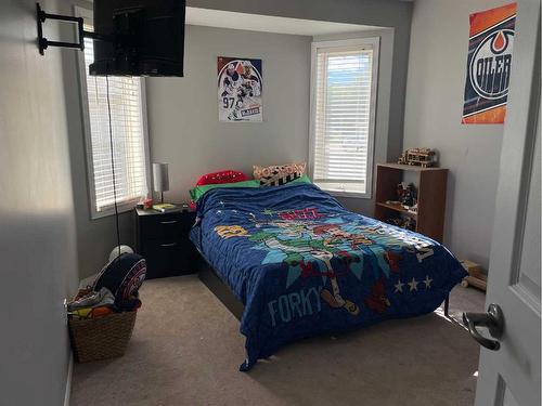 4607 4A Street South, Boyle, AB - Indoor Photo Showing Bedroom