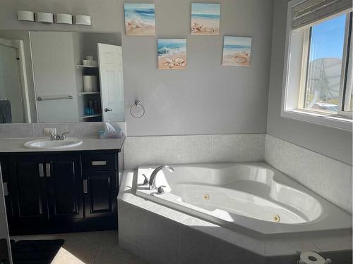 4607 4A Street South, Boyle, AB - Indoor Photo Showing Bathroom