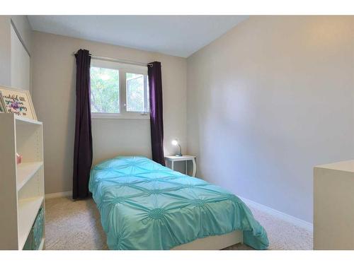 6406 35 Avenue, Camrose, AB - Indoor Photo Showing Bedroom