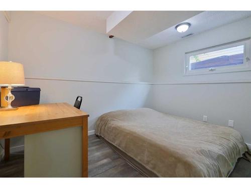 6406 35 Avenue, Camrose, AB - Indoor Photo Showing Bedroom