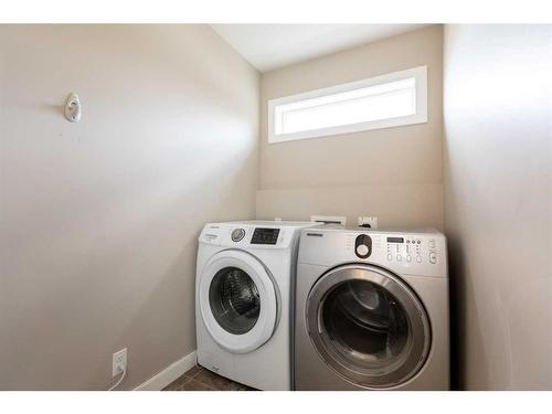 165 Kelloway Crescent, Red Deer, AB - Indoor Photo Showing Laundry Room