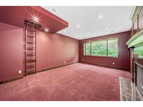 12 Cronquist Close, Red Deer, AB - Indoor Photo Showing Other Room