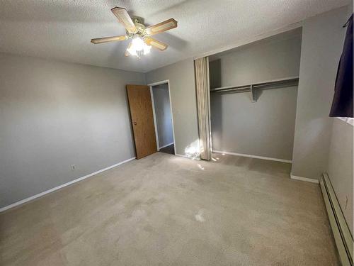 301-4814 46 Street, Red Deer, AB - Indoor Photo Showing Other Room