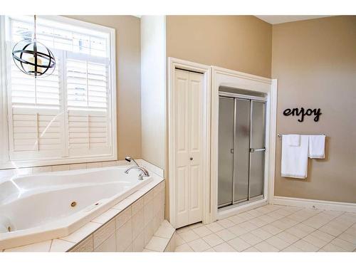 6240 Cronquist Drive, Red Deer, AB - Indoor Photo Showing Bathroom