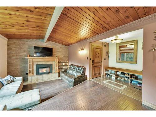 9 Cronquist Close, Red Deer, AB - Indoor Photo Showing Living Room With Fireplace