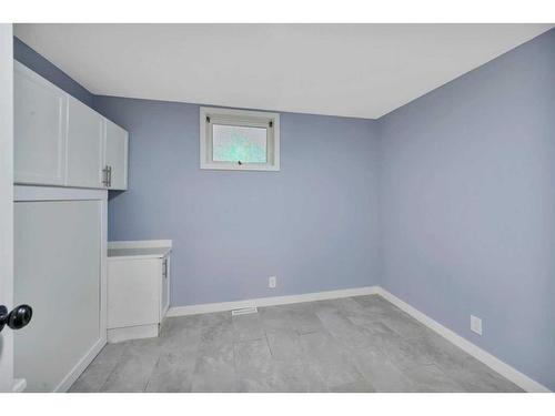 9 Cronquist Close, Red Deer, AB - Indoor Photo Showing Other Room