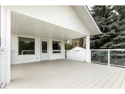 6046 47 Street, Innisfail, AB - Outdoor With Deck Patio Veranda With Exterior