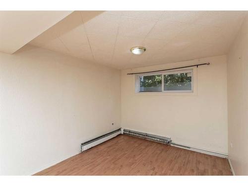 4754 55 Street, Red Deer, AB - Indoor Photo Showing Other Room