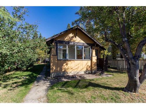 4754 55 Street, Red Deer, AB - Outdoor