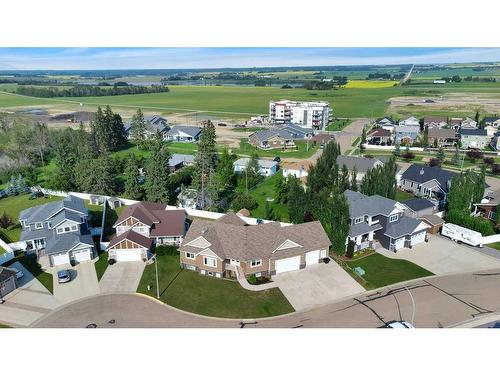 10 Henner'S Outlook, Lacombe, AB - Outdoor With View