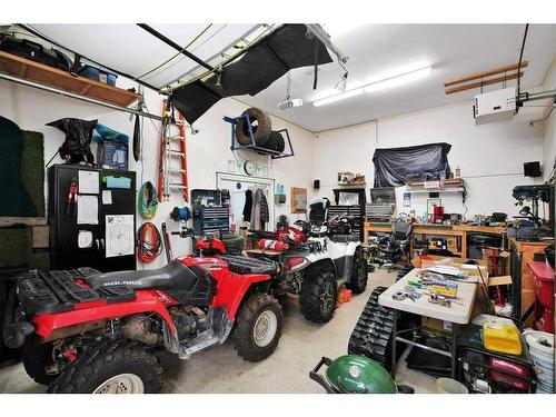 10 Henner'S Outlook, Lacombe, AB - Indoor Photo Showing Garage