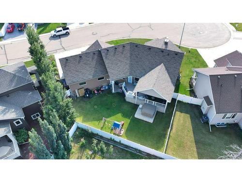 10 Henner'S Outlook, Lacombe, AB - Outdoor