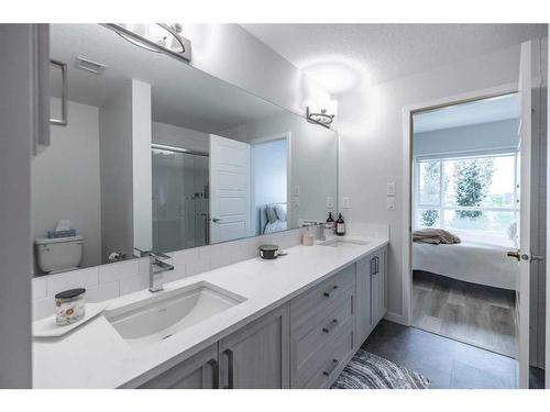 1201-220 Seton Grove Se, Calgary, AB - Indoor Photo Showing Bathroom