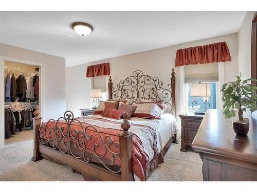 524 Summer Crescent, Rural Ponoka County, AB - Indoor Photo Showing Bedroom