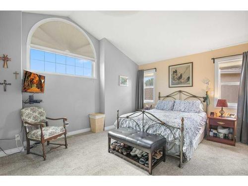 30 Abraham Close, Red Deer, AB - Indoor Photo Showing Bedroom