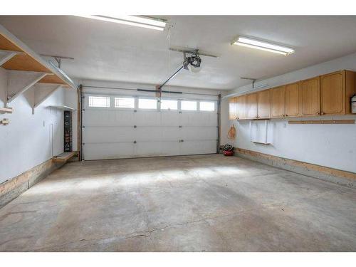 30 Abraham Close, Red Deer, AB - Indoor Photo Showing Garage