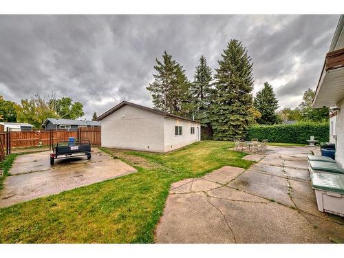 23 Stirling Close, Red Deer, AB - Outdoor With Exterior