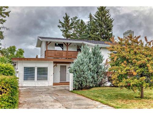 23 Stirling Close, Red Deer, AB - Outdoor