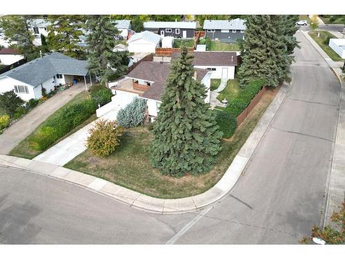 23 Stirling Close, Red Deer, AB - Outdoor