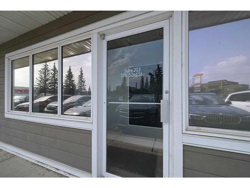 203-5116 52 Street, Red Deer, AB 