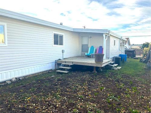 4414 54 Street West, Forestburg, AB - Outdoor With Deck Patio Veranda