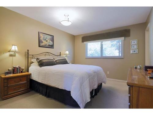 3905 67 Street, Camrose, AB - Indoor Photo Showing Bedroom