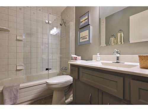 3905 67 Street, Camrose, AB - Indoor Photo Showing Bathroom