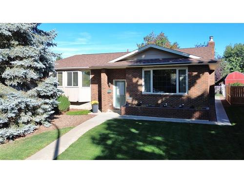 3905 67 Street, Camrose, AB - Outdoor