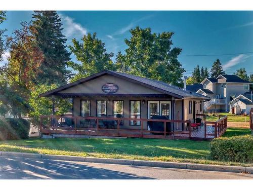 5048 Lakeshore Drive, Sylvan Lake, AB - Outdoor With Deck Patio Veranda