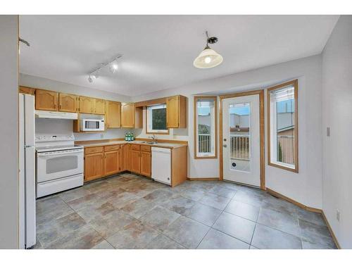 88 Dixon Crescent, Red Deer, AB - Indoor Photo Showing Kitchen