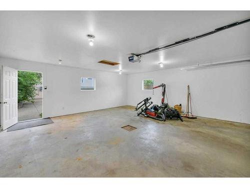 88 Dixon Crescent, Red Deer, AB - Indoor Photo Showing Garage